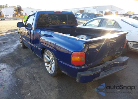 2003 Chevrolet Silverado 1500 Ls z USA, uszkodzony, nr VIN 1GCEC14T73Z348028